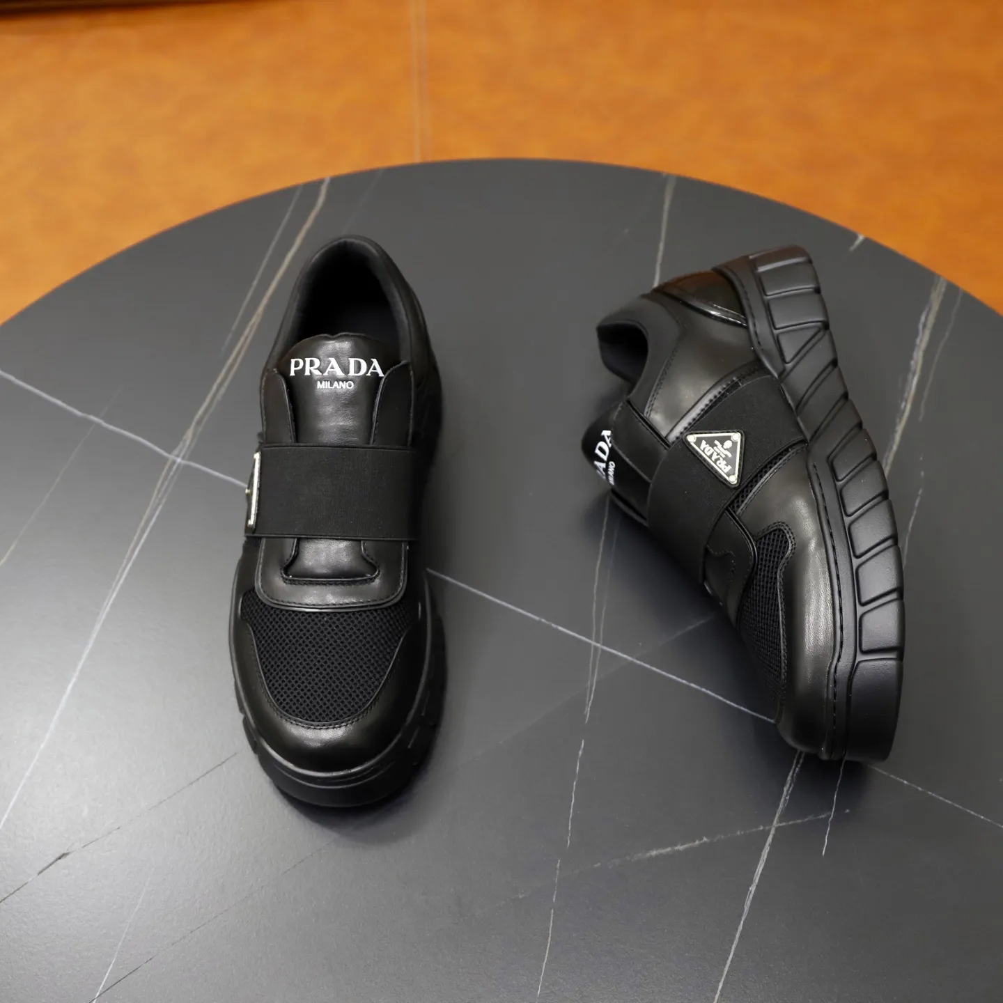 Ex-factory price 560💰[PRADA] Men's shoes are popular in the counter, official website synchronization, 1 high-quality shipment ✔️Original cowhide + cowhide lining, 1🆚1 replica, original sole, 38-45 (45 customized, non-refundable)